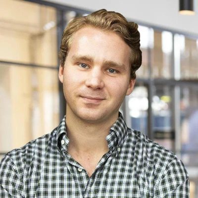 victor-lindstrand-design Designer Victor Lindstrand
